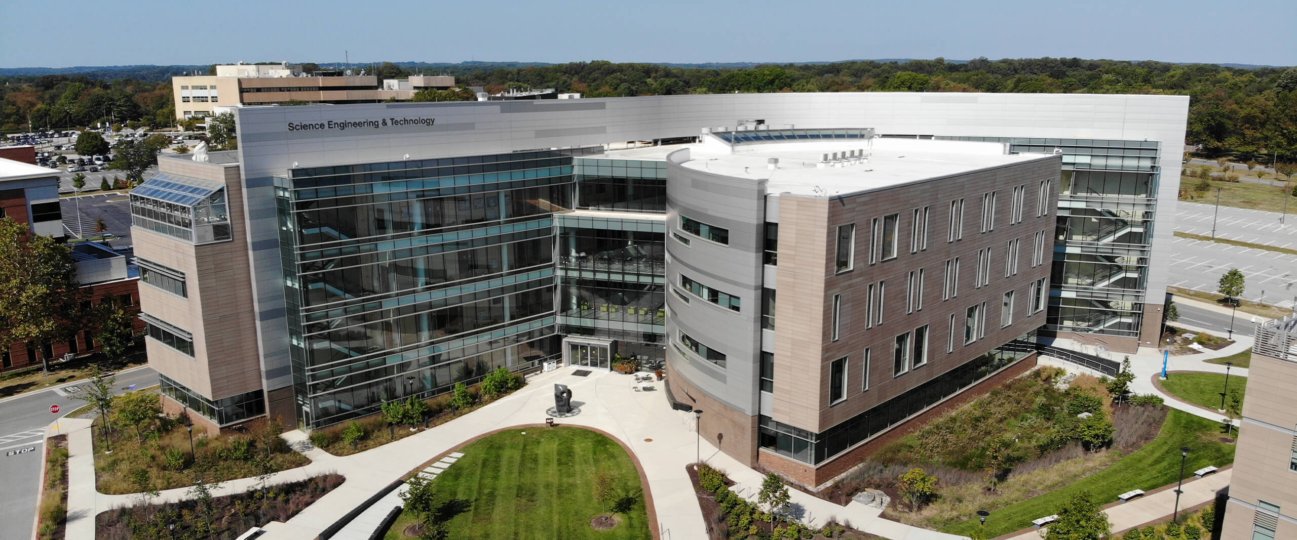 The Howard Community College Science Engineering & Technology building
