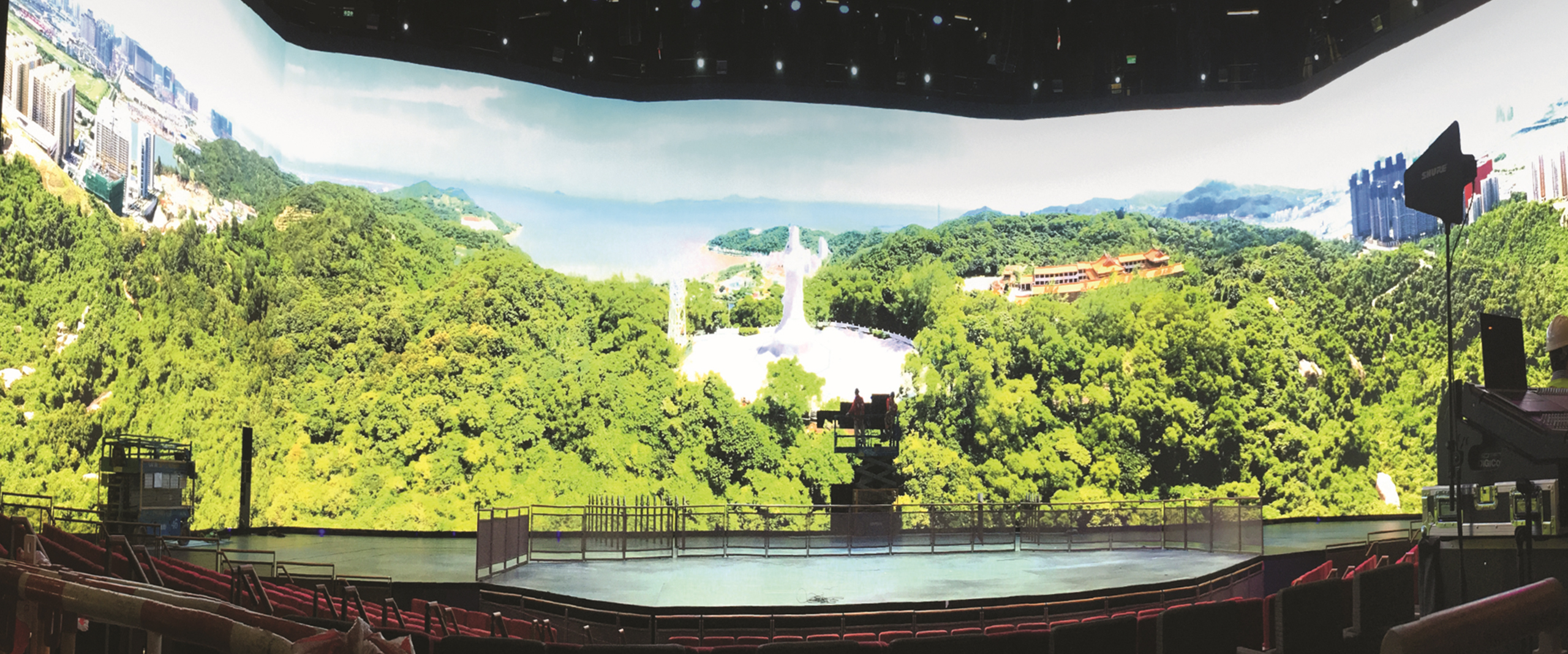 Exhibits, Displays & Signage